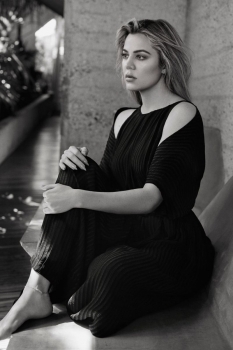 Хлое Кардашьян блистает в элегантной фотосессии для Harper's Bazaar (Фото)