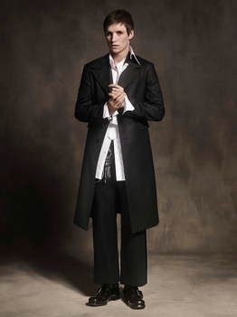 Эдди Редмэйн стал лицом новой коллекции Prada (Фото)