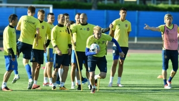 Первая тренировка сборной Украины во Франции: как это было
