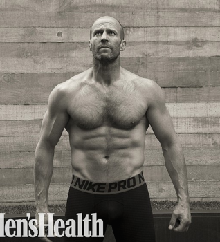 Мужественный и сексуальный: Джейсон Стэтхэм украсил обложку Men's Health (Фото)