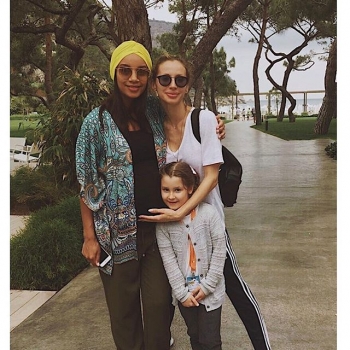 Светлана Лобода отдохнула в Турции с дочерью Евой (фото)