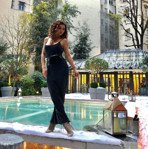 Анна Седокова откровенно о комплексах: "У меня большой нос и упитанная фигура"