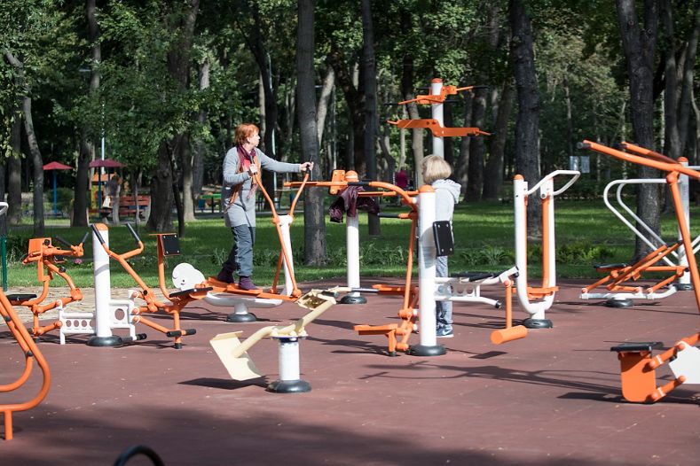 В Киеве после реконструкции открыли обновленный Сырецкий парк 