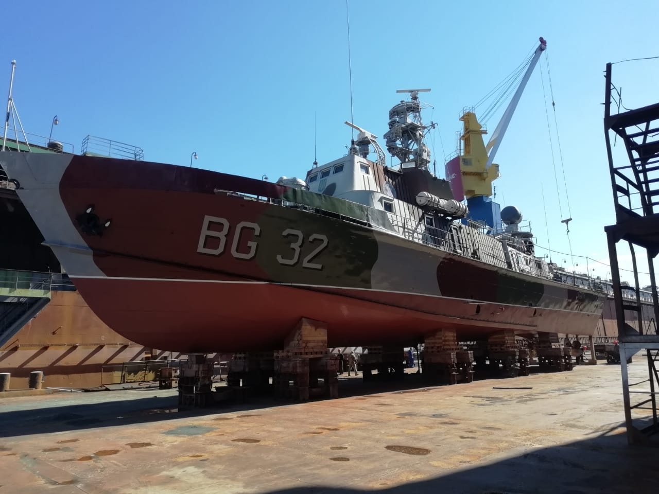 Корабль охраны Донбасс после ремонта присоединился к украинскому флоту в Азовском море 