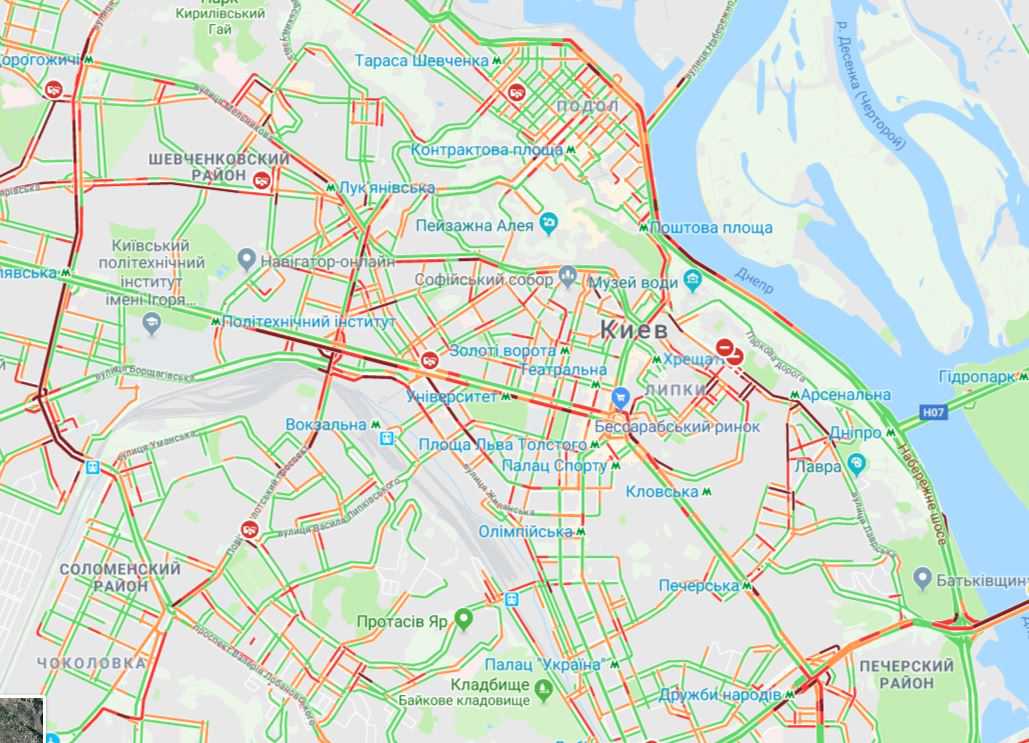 Автомобили на еврономерах заблокировали центр Киева: город остановился в пробках