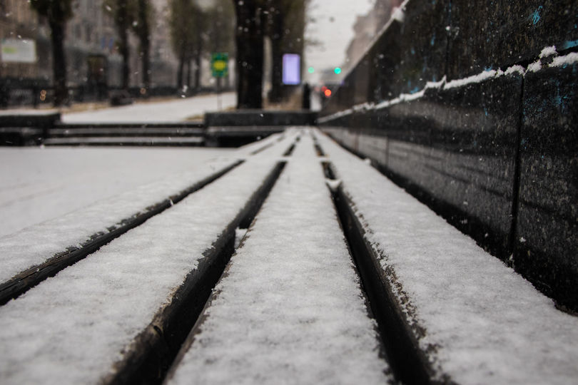 Первый снег в Украине: Омелян заявил о более тысячи ДТП за сутки