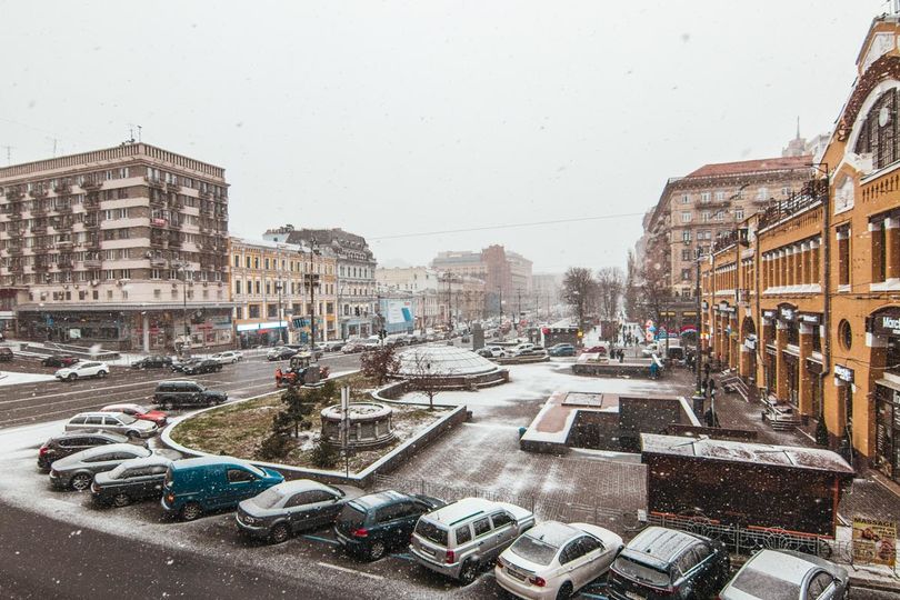 Первый снег в Украине: Омелян заявил о более тысячи ДТП за сутки