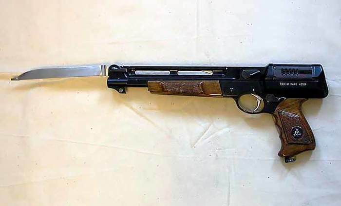 Пистолет для космонавта: револьвер ТОЗ-81 «Марс», созданный в Советском Союзе