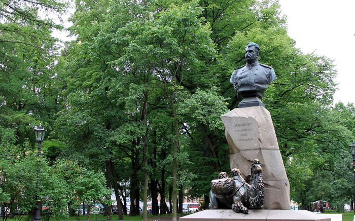 Исторические мистификации: Легенды о жизни Гагарина, Ленина, Бандеры и других известных личностей, в которые многие верят до сих пор