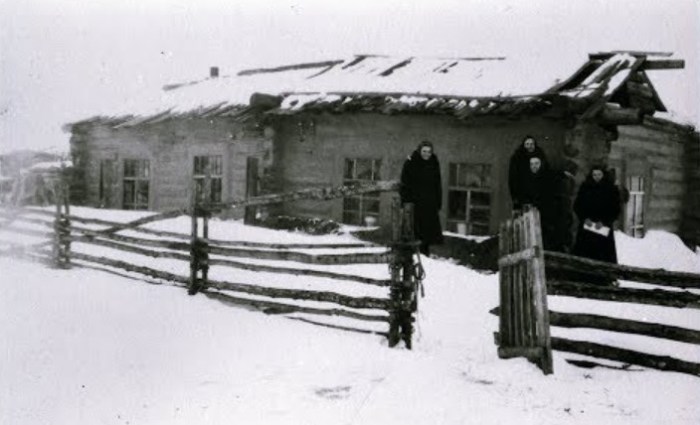 Из-за чего депортировали в Сибирь жителей Прибалтики, и как это переселение помогло советской власти 