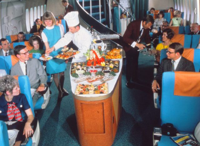 Как летали в самолётах в середине XX века: Когда каждый перелет - роскошный праздник