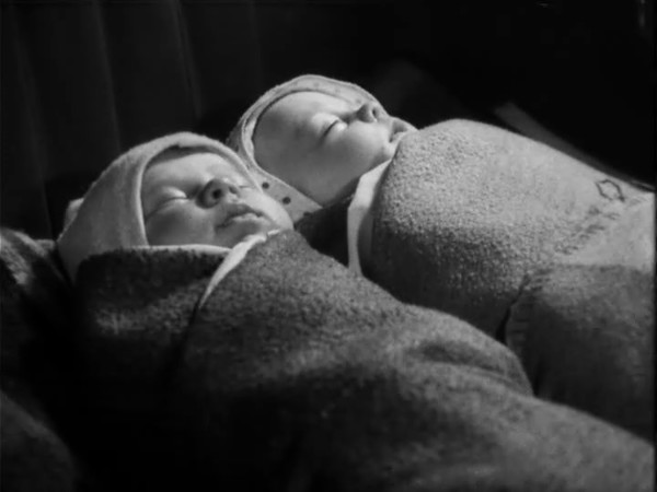 Шесть младенцев и актерские «бзики»: Как создавали главный советский фильм о разведчике