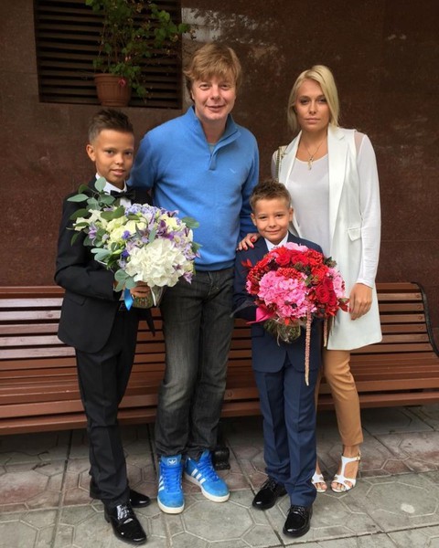СМИ: жена Андрея Григорьева-Апполонова ушла от него к баскетболисту после 17 лет брака