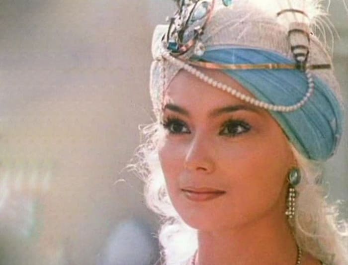 Угасшая звезда Ларисы Белогуровой: Почему одна из самых красивых актрис 1980-х ушла из кино