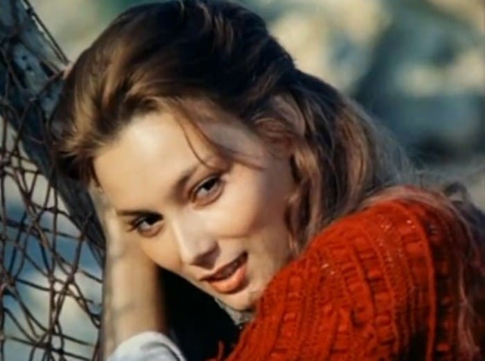 Угасшая звезда Ларисы Белогуровой: Почему одна из самых красивых актрис 1980-х ушла из кино
