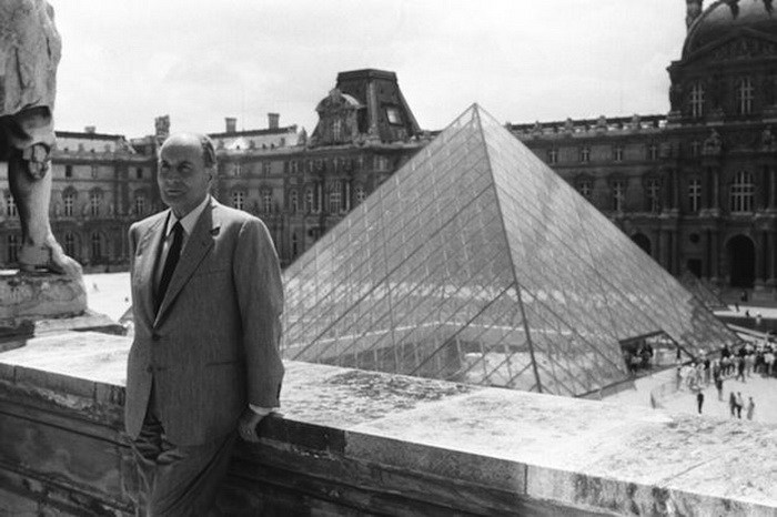 30 лет скандальной пирамиде Лувра: Надругательство над историей или эстетика гармонии