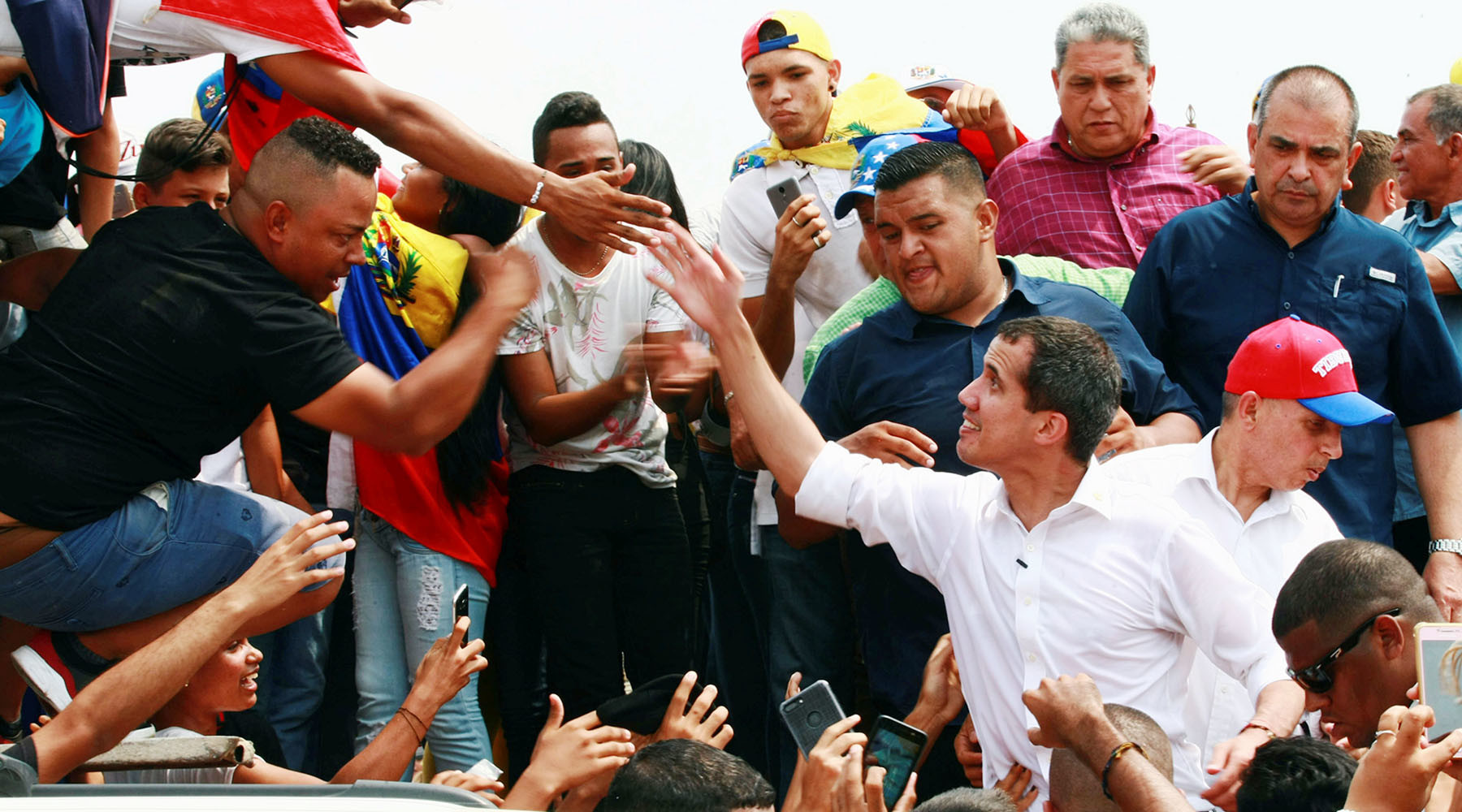 «Для США он не представляет ценности»: почему Гуаидо признал провал военного переворота в Венесуэле