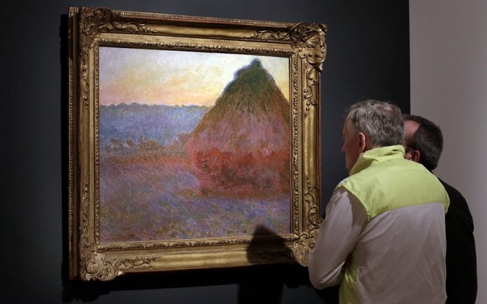 Картины импрессиониста Клода Моне из серии «Стога сена» бьют рекорды на аукционах