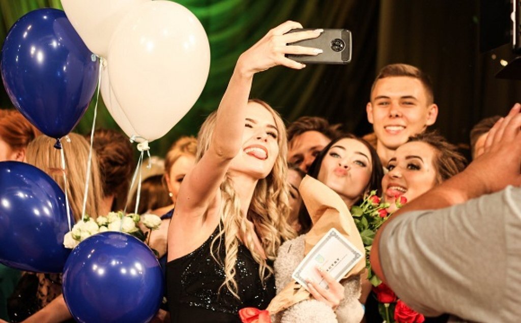 Последний звонок и выпускной 2019: когда будут праздновать в украинских школах