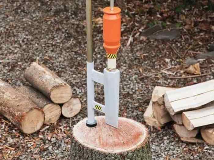 Простой дровокол, который заменит топор для рубки дров в дачном хозяйстве