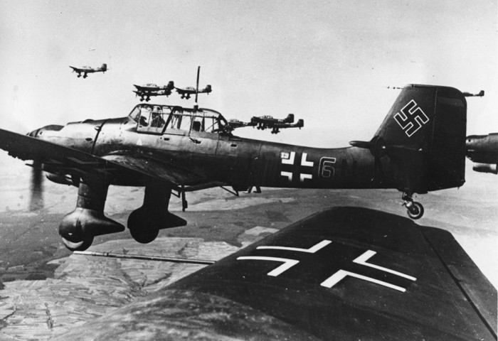 «Штука» в небе: почему Junkers Ju 87 не убирал шасси во время полета и страшно ревел перед сбросом бомбы
