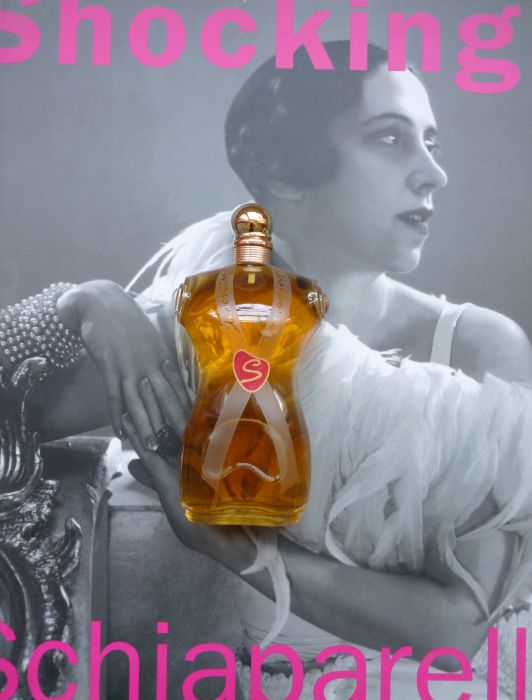 Эксперименты с «Chanel No. 5» и другие малоизвестные факты о культовых парфюмерных брендах