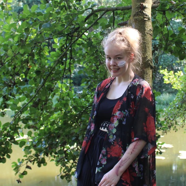 «Я дышу, но уже не живу»: как 17-летняя Ноа Потховен ушла из жизни на глазах родителей, не преодолев депрессию