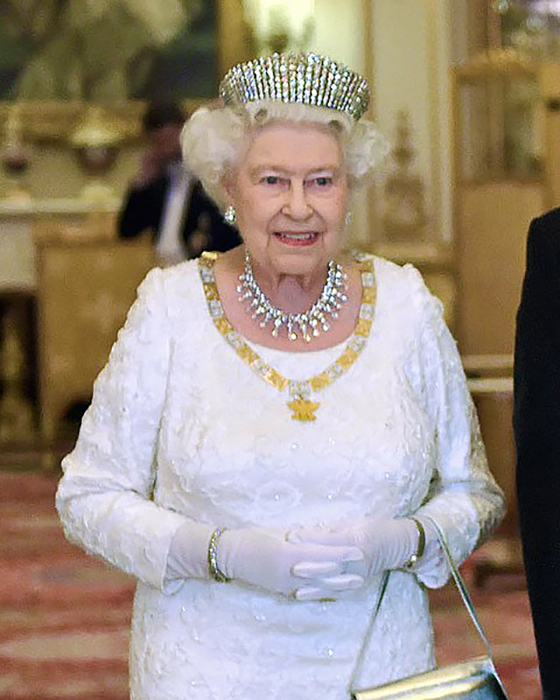 Что ни в коем случае нельзя делать на встрече с королевой Великобритании