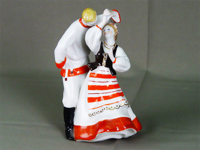 Из СССР с любовью: Теплые фарфоровые статуэтки Нины Малышевой 