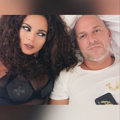 «Классная жизнь с молодой женой»: Потап сообщил, что Настя Каменских ходит по дому обнаженной