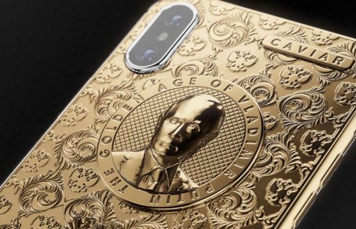 «Патриотизм крепчал»: российский бренд создал кастомный iPhone, который не по карману отечественному обывателю