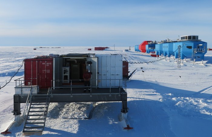 Покинутая станция в Антарктике продолжает работу без персонала 