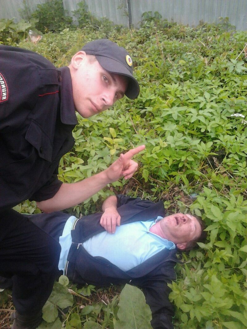 20 человек, которые понимают, что сон это важно и надо спать там 