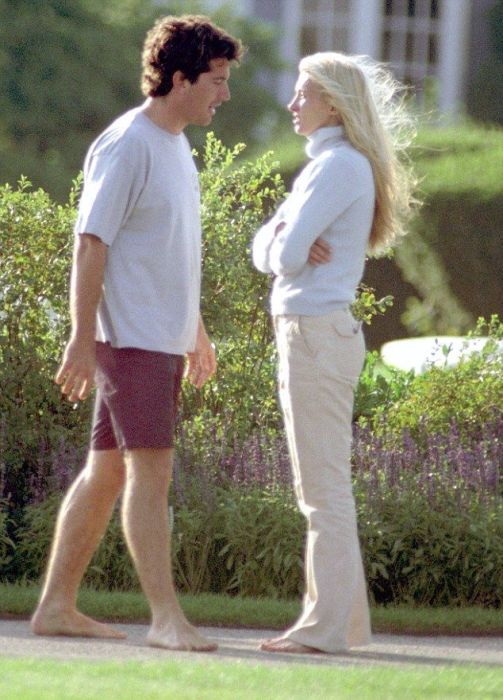 Джон Кеннеди-младший и Кэролин Бессетт: Короткое счастье и трагедия любимой пары США 1990-х