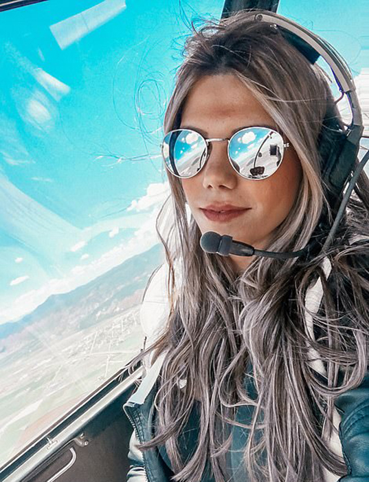 Как красавица из Бразилии стала пилотом вертолета и звездой Инстаграма