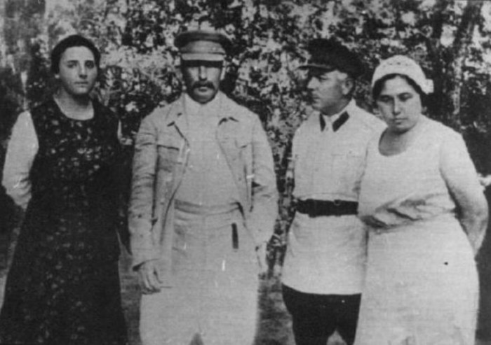 Климент Ворошилов и его Голда: Единственный из «соколов Сталина», кто спас жену от репрессий