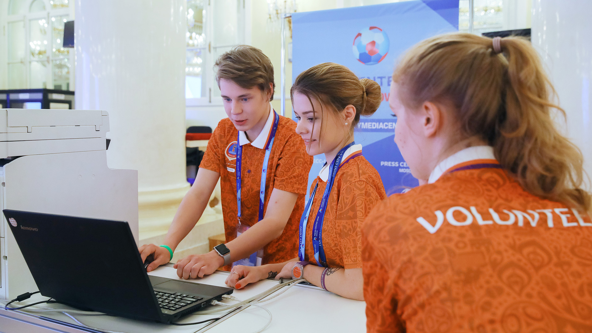 «Сильная черта соискателя»: россияне смогут указывать волонтёрский опыт в резюме