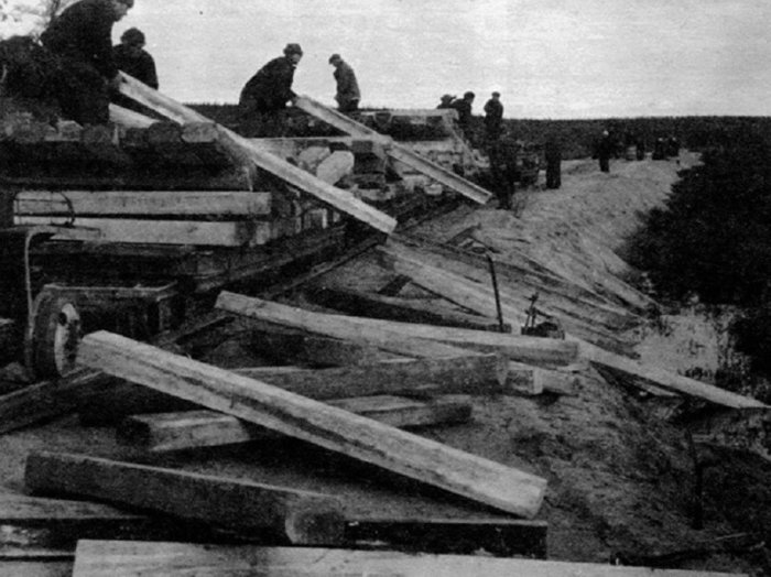 Зачем Сталин строил железную дорогу в зоне вечной мерзлоты и что из этого вышло: Трансполярная магистраль мертвых