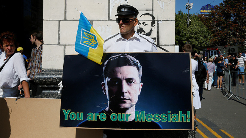 «Энтузиазм закончился»: как может измениться отношение властей Украины к декоммунизации при Зеленском