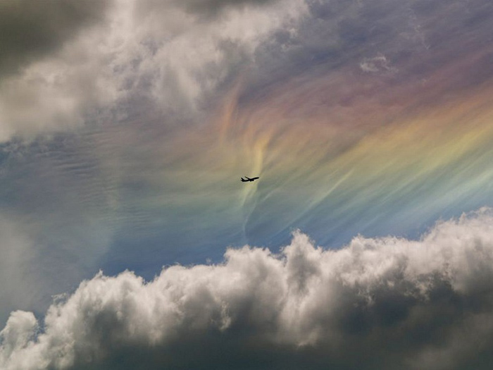 Феномен радужных облаков — что это такое и где их можно увидеть
