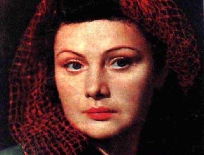 «Французская фигура» сталинской эпохи: Шальная звезда роковой красавицы кино 1930-х гг.