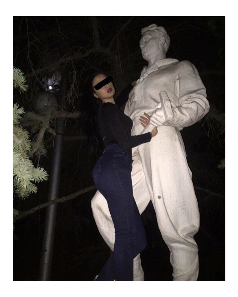 Почему женщины хотят непременно куда-то залезть