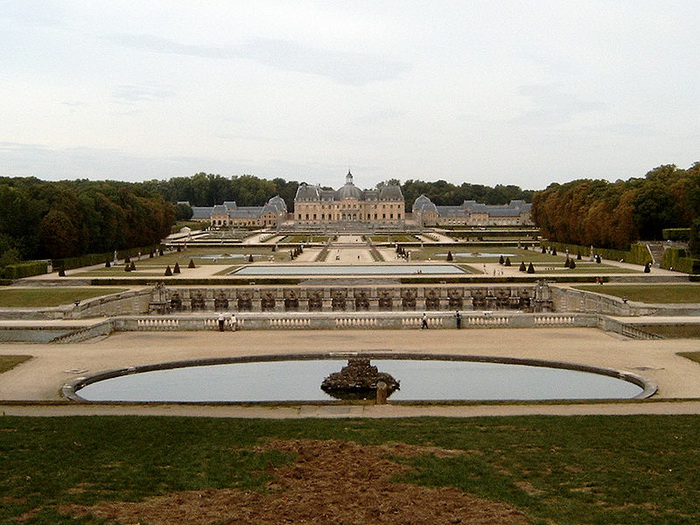 Шедевр архитектуры, вдохновивший Людовика XIV на строительство Версаля: Дворец Во-ле-Виконт