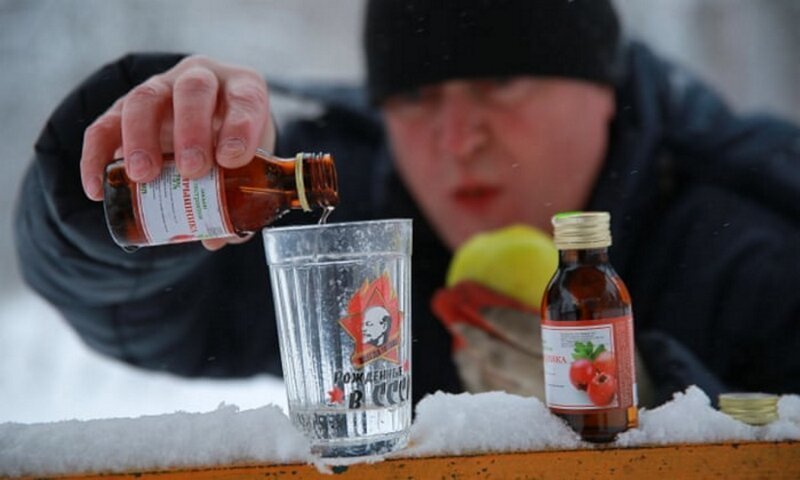 Вот и настал сезон простуд! Беспощадный аптечный юмор от российских 