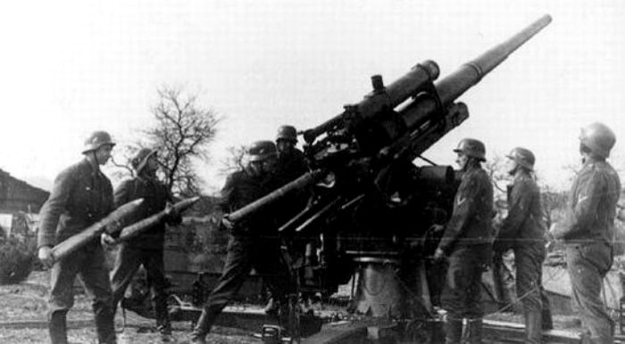 Две восьмерки: почему немецкое зенитное орудие 88 калибра стало самым известным в истории Второй мировой войны