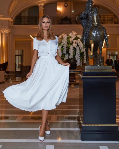 Виктория Боня в мерцающем «драгоценном» платье едва не затмила победительницу на конкурсе красоты «Мисс Украина Вселенная»