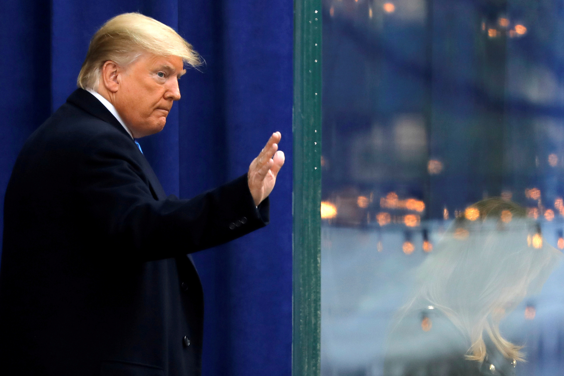 «Элемент информационной войны»: как Twitter-дипломатия Трампа влияет на международную политику