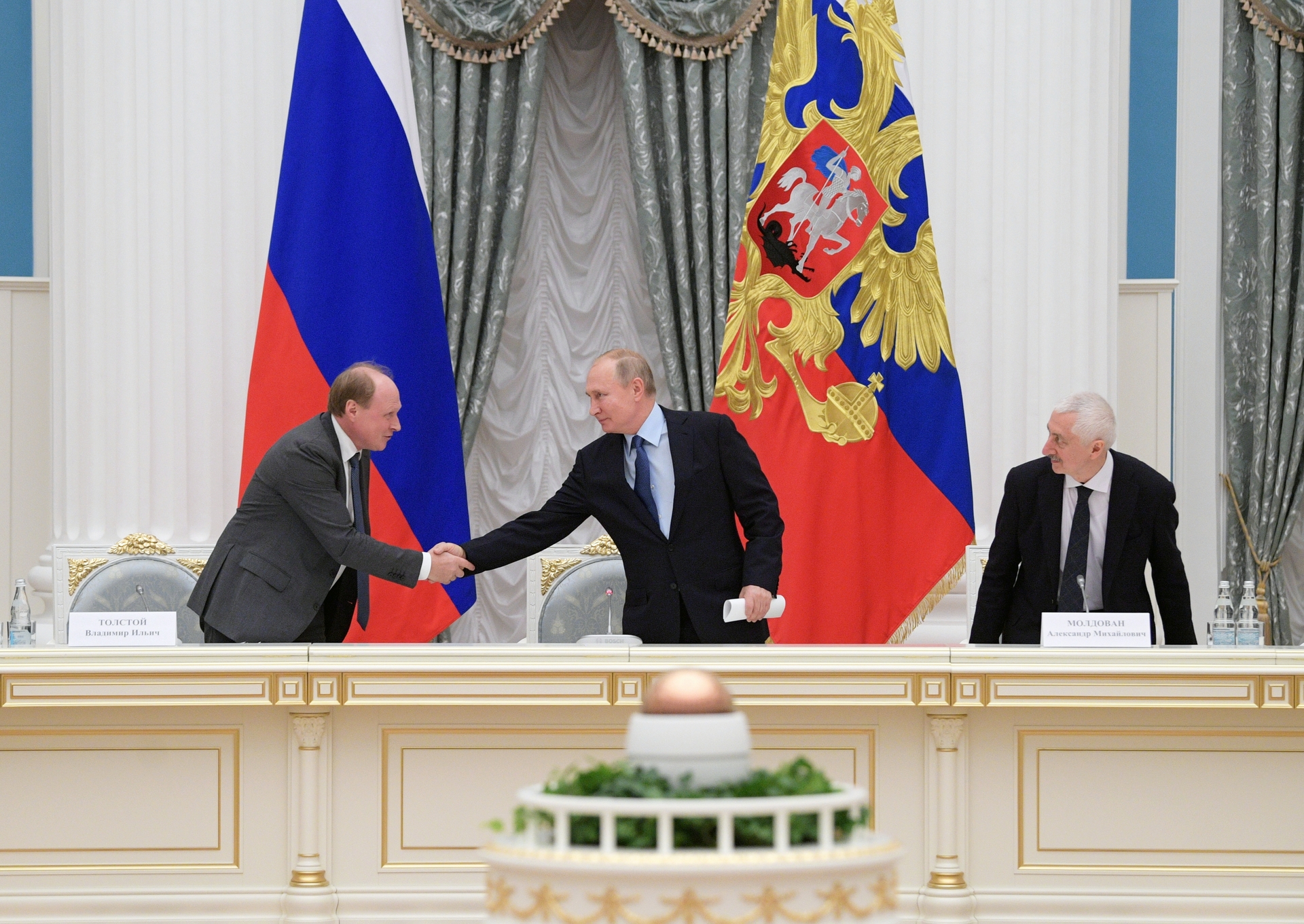 «Мягкая сила», «пещерные русофобы» и альтернатива «Википедии»: о чём говорил Путин на заседании Совета по русскому языку