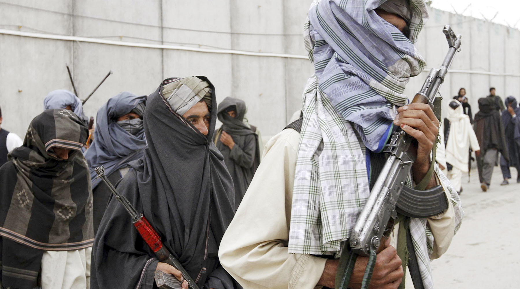 «Уйти без потери лица»: смогут ли США и талибы договориться о мире в Афганистане