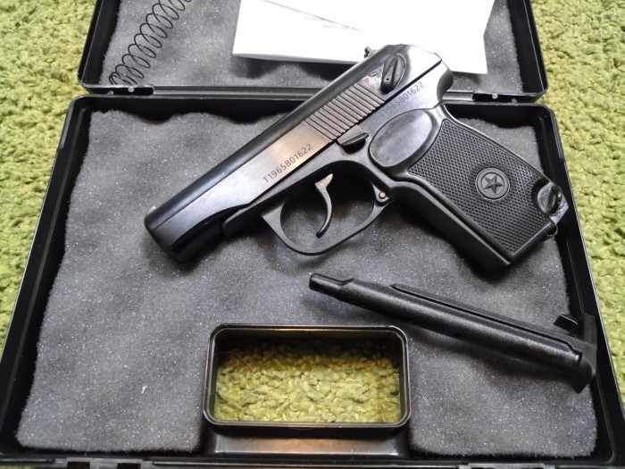 Без лицензии и с отдачей: новый пневматический пистолет от «Калашникова»